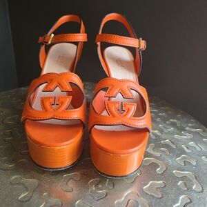 Gucci Deep Orange Platform GG Logo Sandals Size 37 w/ Box. Made in Italy